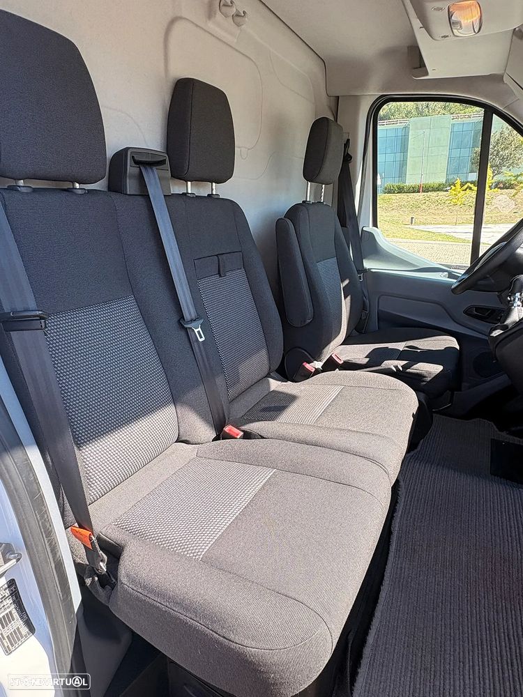 Ford Transit - 22