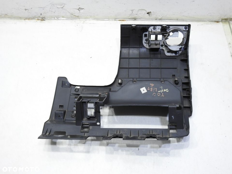 OSŁONA KONSOLI POD KIEROWNICE VW TOURAN LIFT - 4