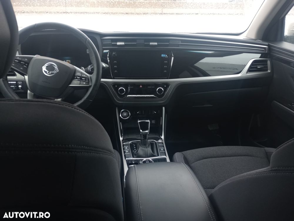 SsangYong Korando - 13