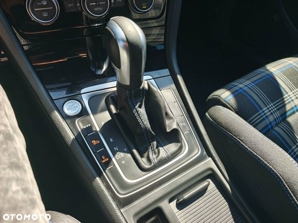 Volkswagen Golf 1.4 TSI Plug-In-Hybrid GTE - 21
