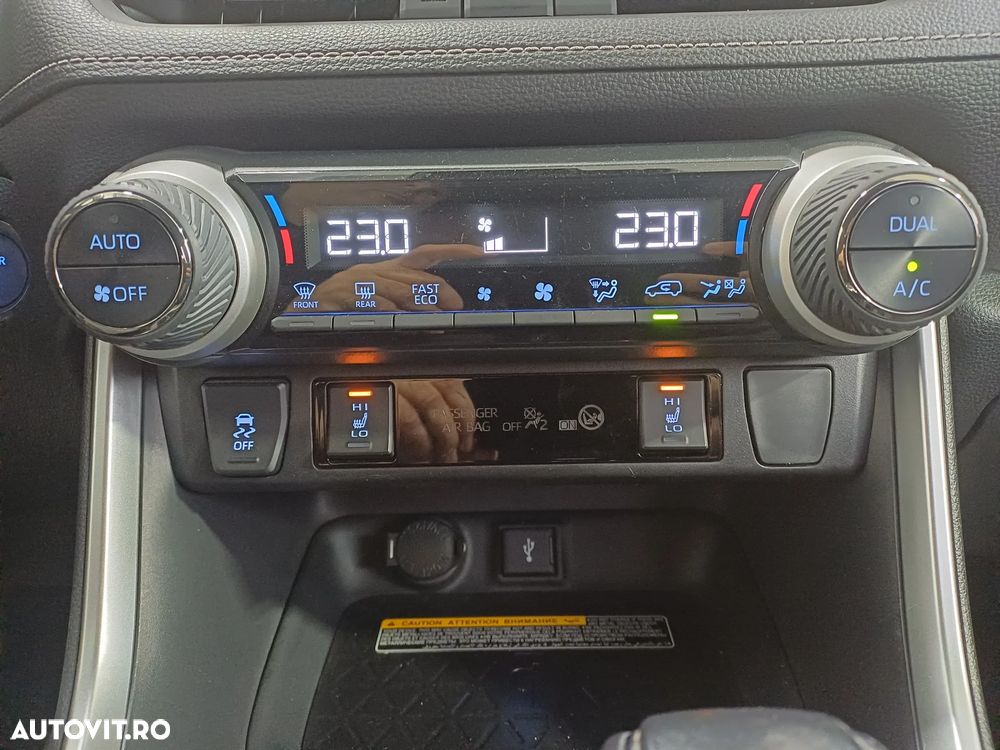 Toyota RAV4 2.5 4x4 Hybrid Black Edition - 18