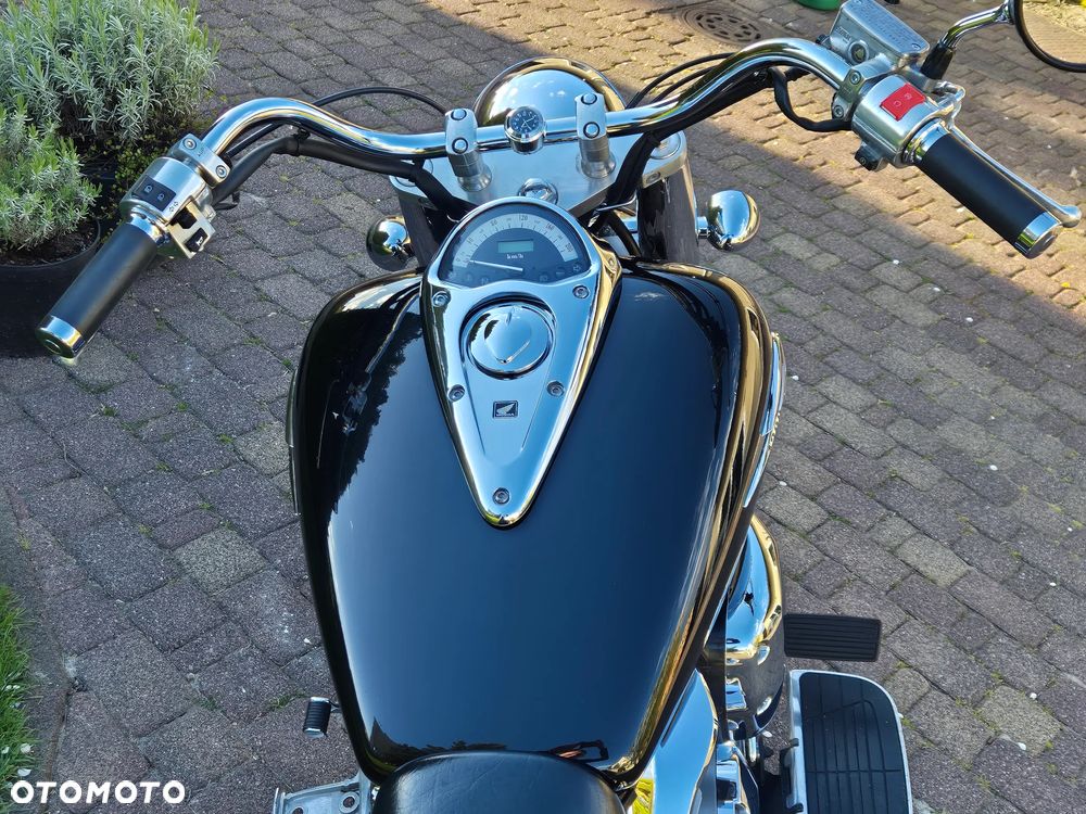 Honda VTX - 9