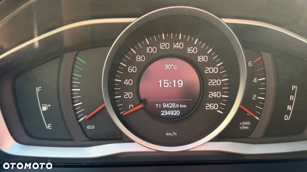 Volvo V60 D2 Geartronic Powershift - 11