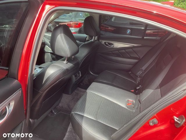 Infiniti Q50 2.0t Sport Tech EU6 - 13