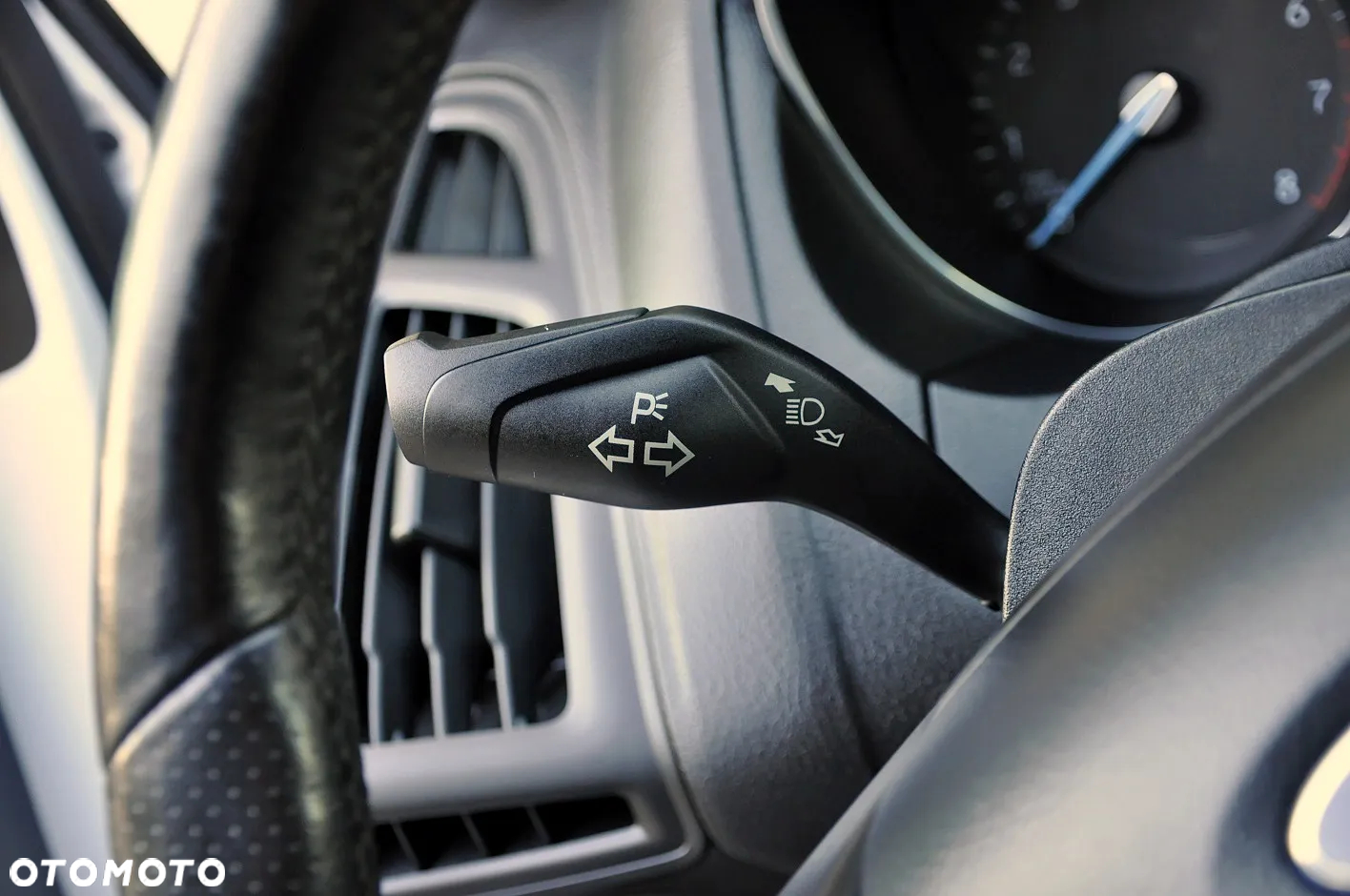 Ford Focus 1.0 EcoBoost ST-Line Style - 16