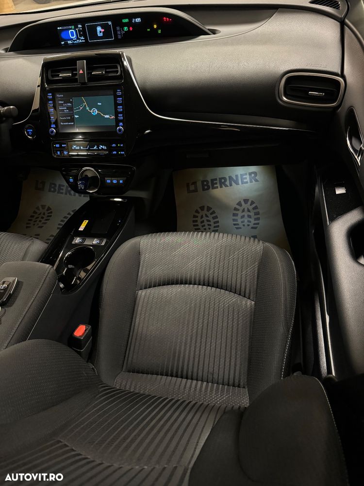 Toyota Prius Prime 1.8 HSD Dynamic - 18