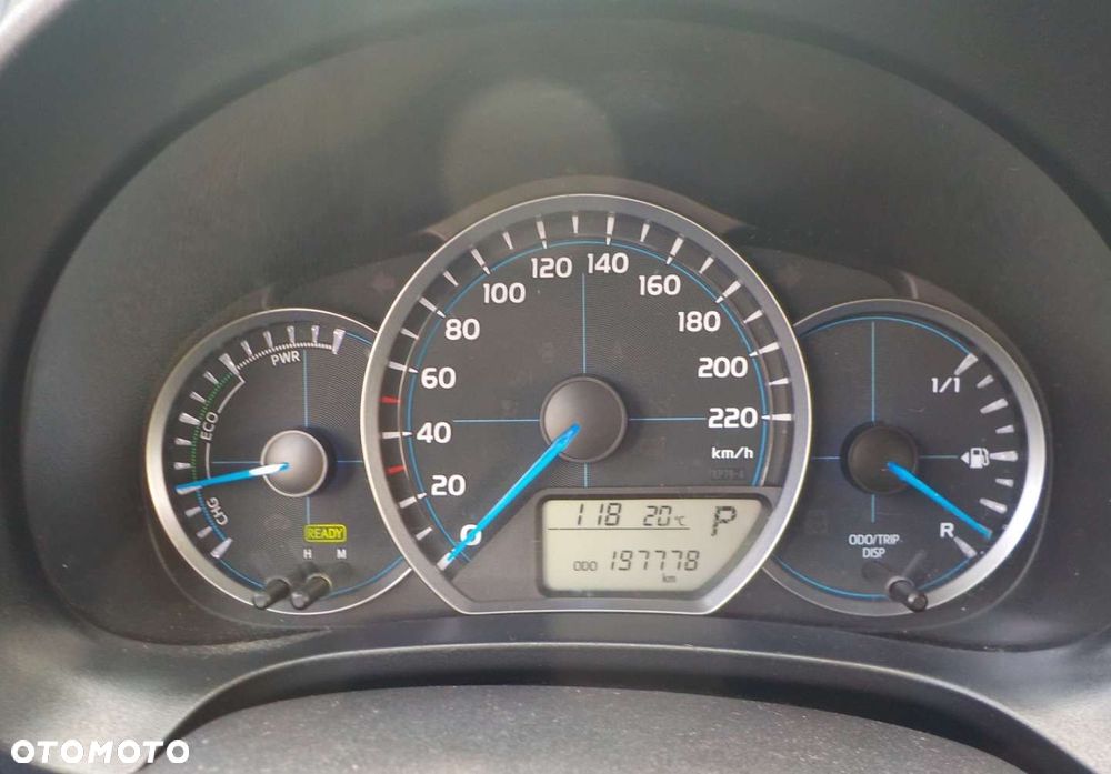 Toyota Yaris Hybrid 100 Dynamic EU6 - 29