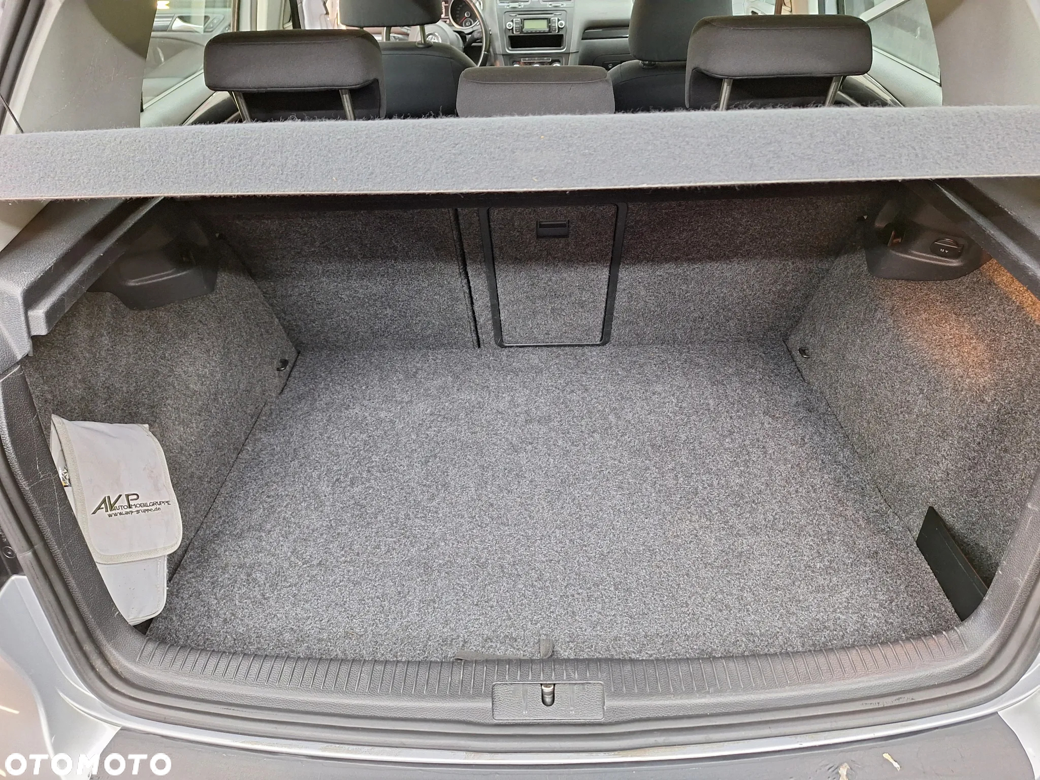 Volkswagen Golf - 20