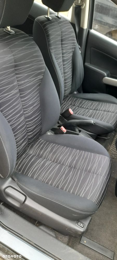 Silnik mazda 2 kompletny 1,3 16V  08r - 15