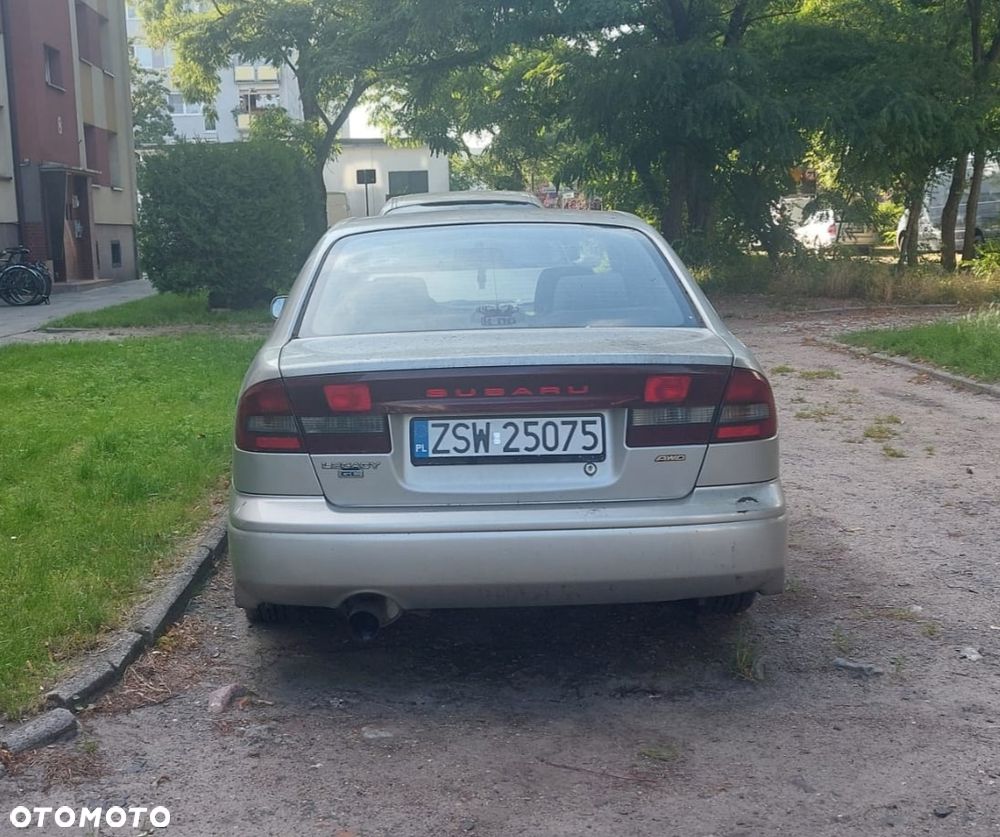 Subaru Legacy - 3