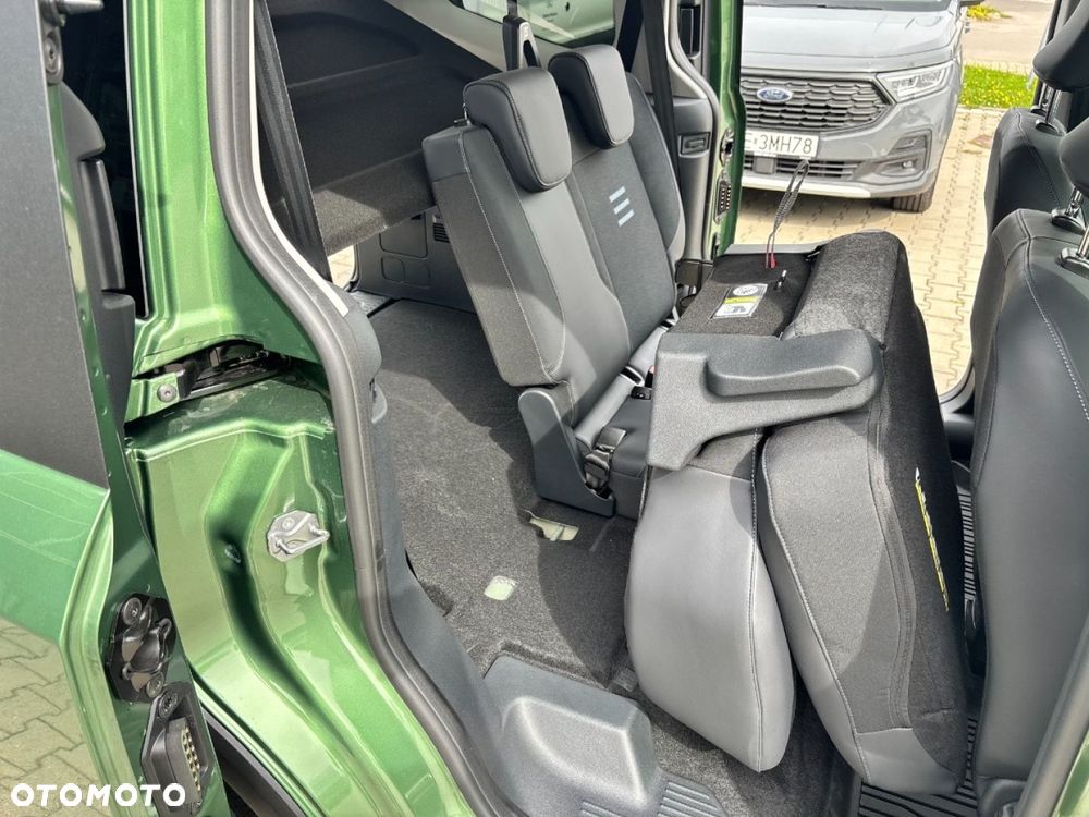 Ford Tourneo Courier - 14