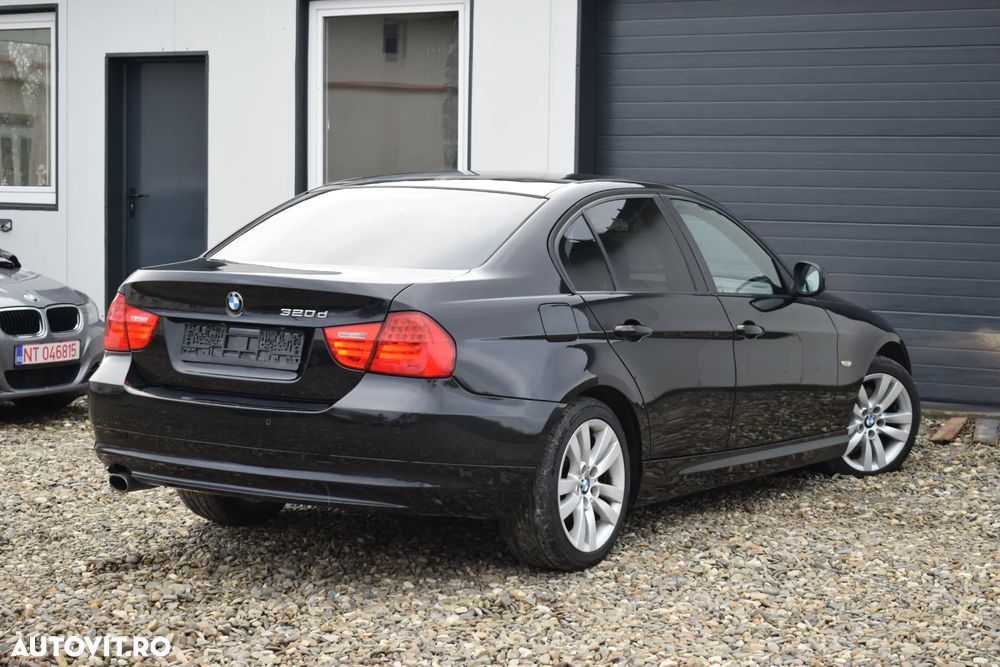 BMW Seria 3 320d DPF - 6