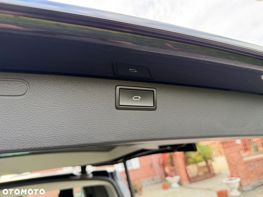 Volkswagen Multivan 2.0 BiTDI L1 Generation SIX - 33
