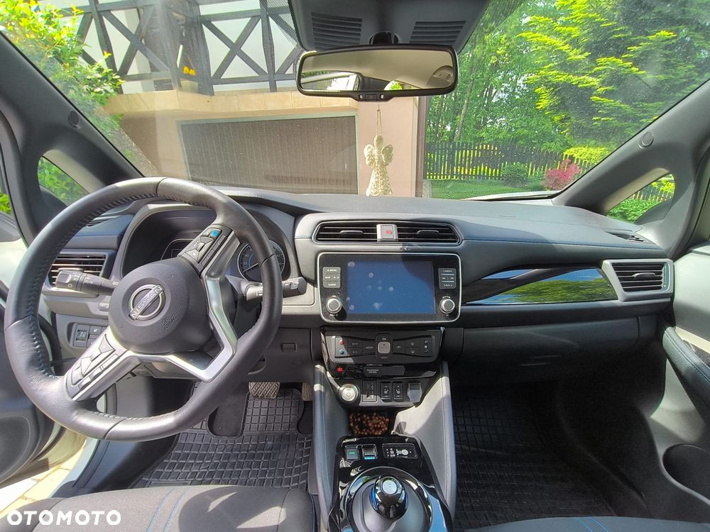Nissan Leaf 40kWh N-Connecta - 3