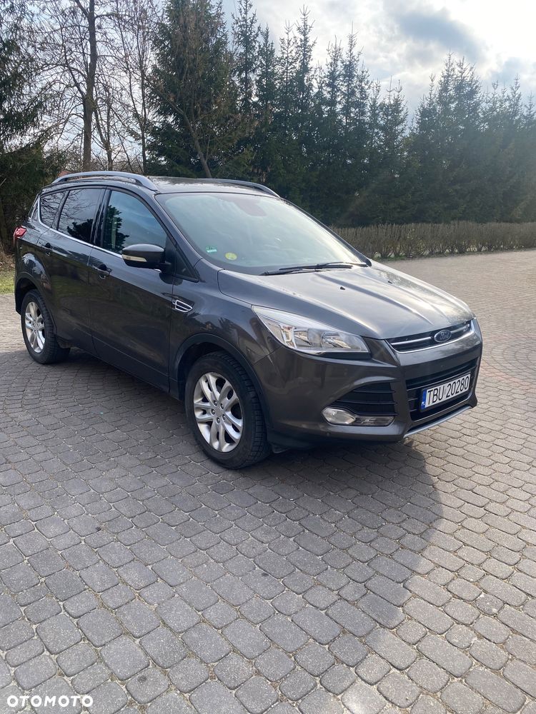 Ford Kuga 2.0 TDCi 2x4 Titanium - 1