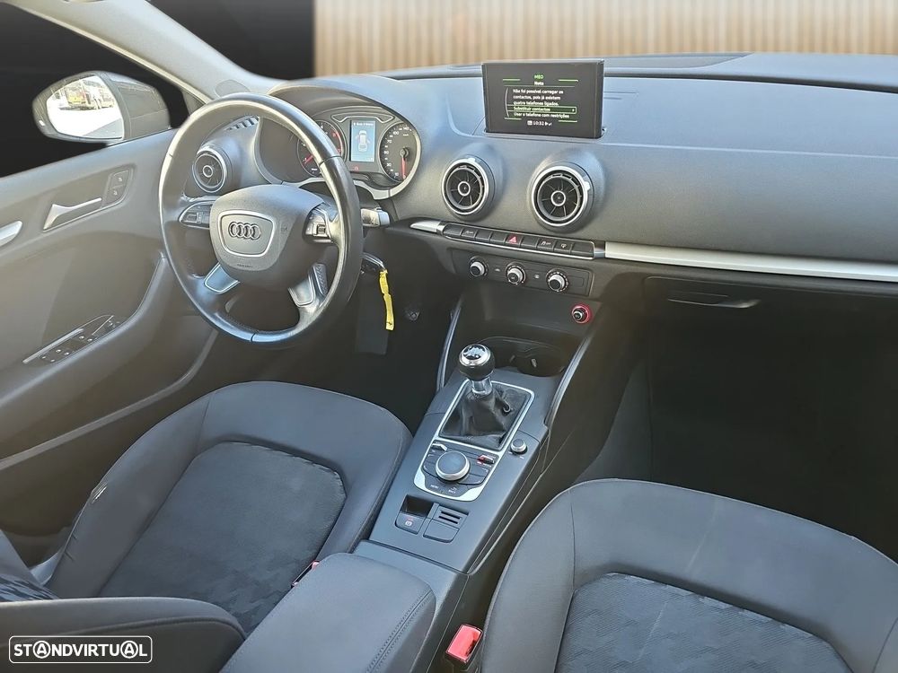 Audi A3 Sportback 1.6 TDI Attraction - 10
