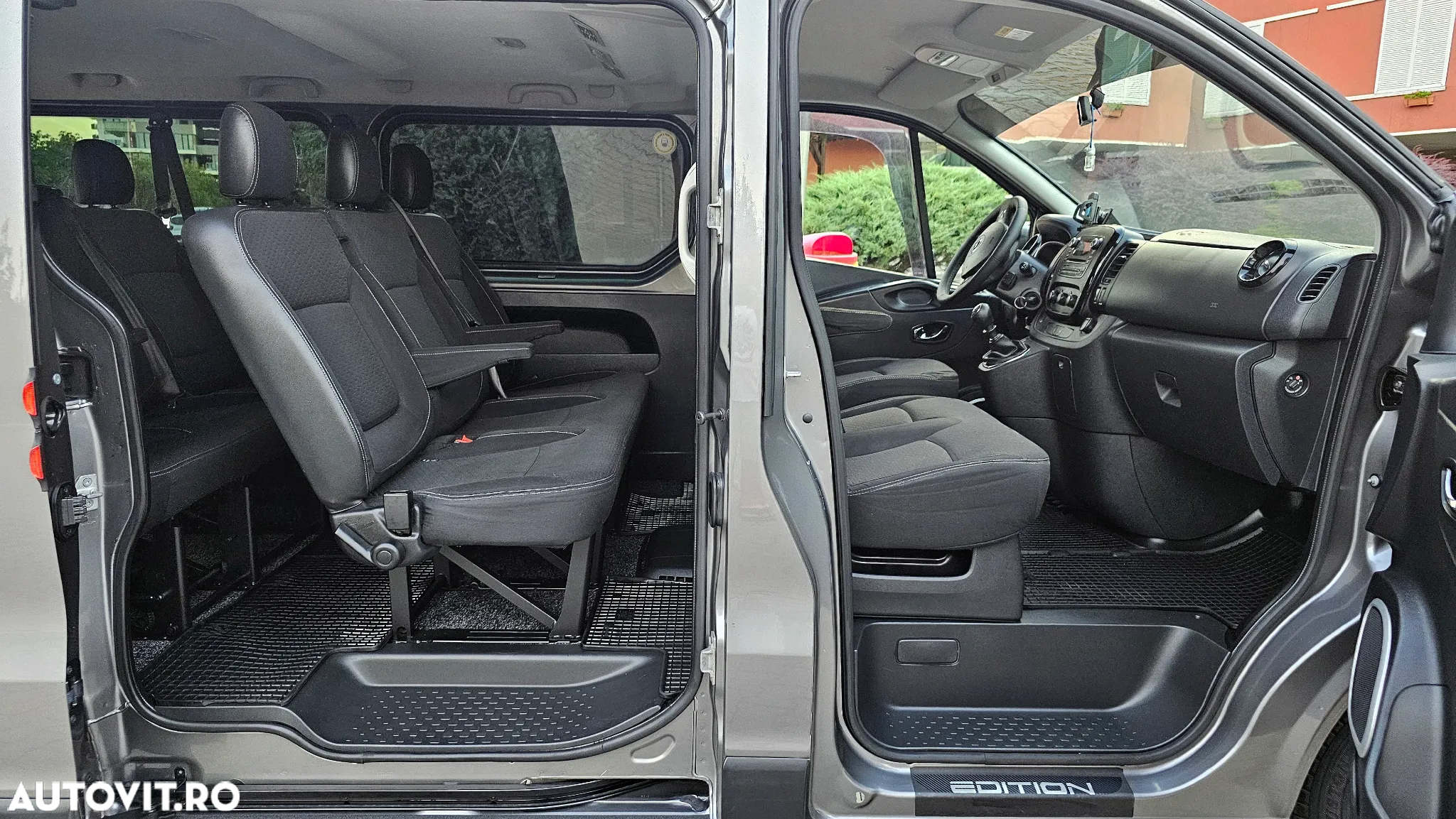 Opel Vivaro - 6
