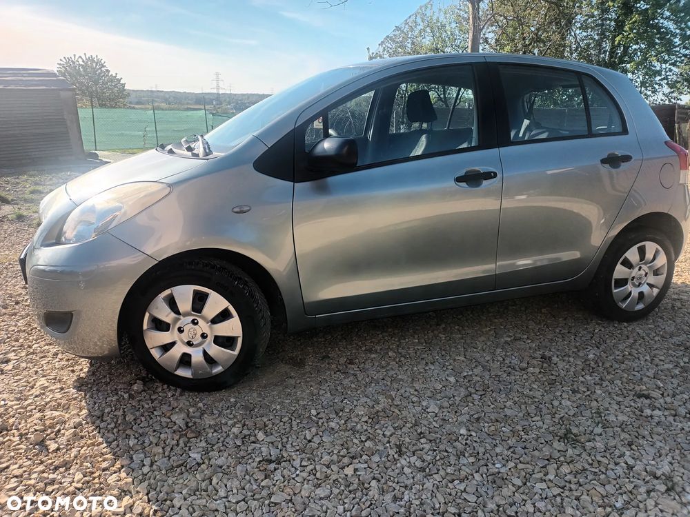 Toyota Yaris 1.33 VVT-i Cool+ - 4
