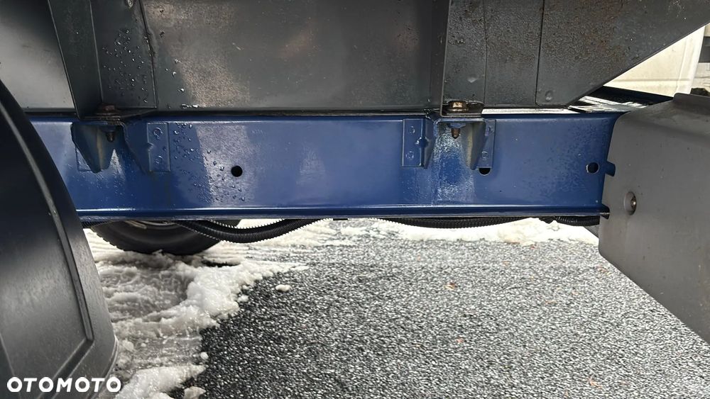 Volkswagen Transporter T5 - 28