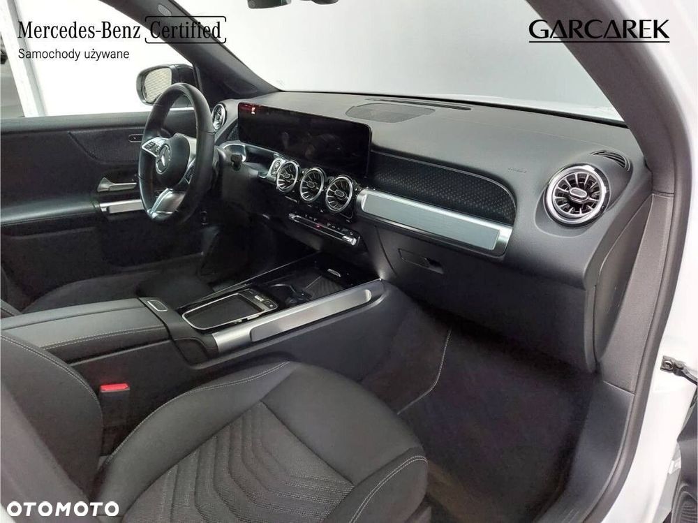 Mercedes-Benz GLB - 20