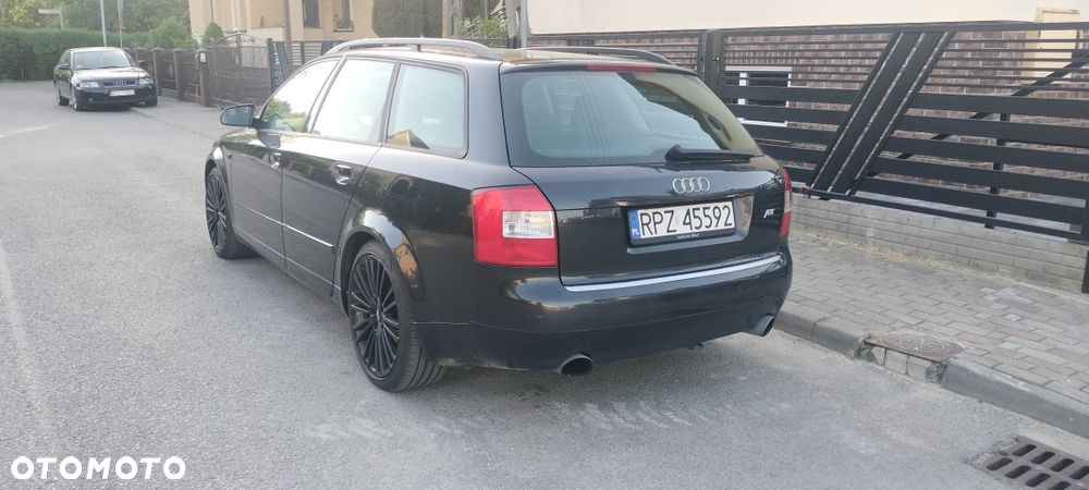 Audi A4 Avant - 4