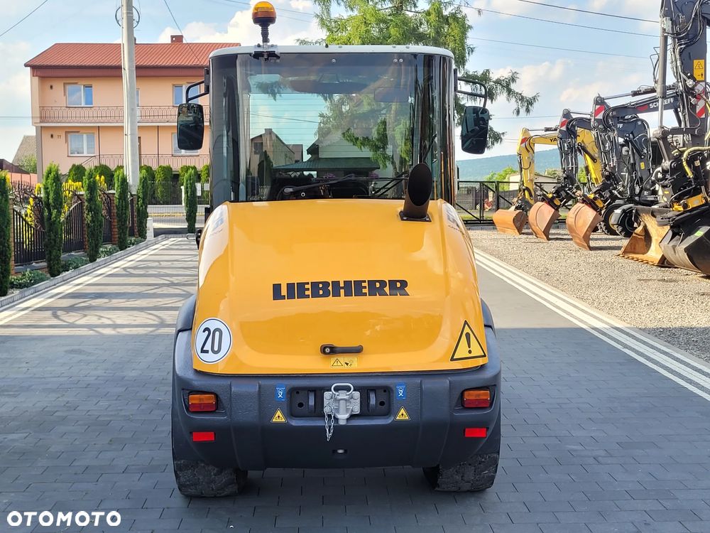 Liebherr L 506C / łyżka otwierana + widły / 1300h / model 2019 / - 4