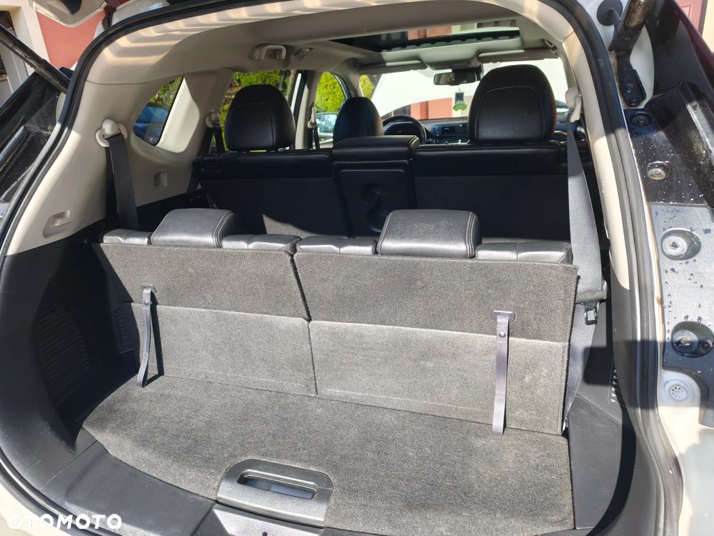 Nissan X-Trail 2.0 dCi ALL-MODE 4x4i Xtronic Tekna - 16