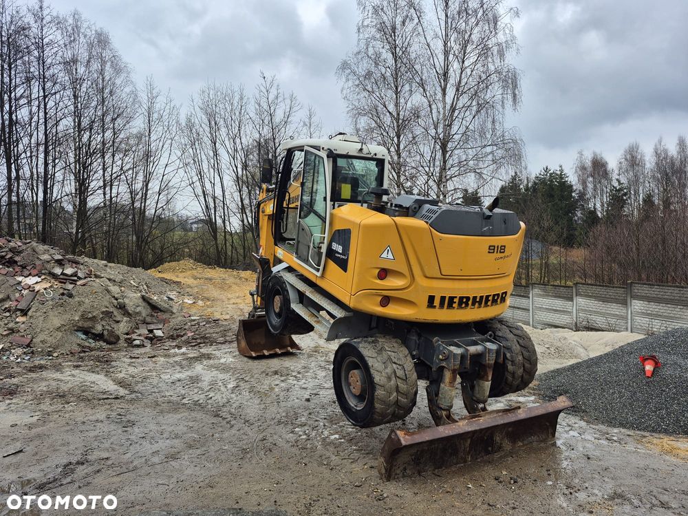 Liebherr A918 - 12