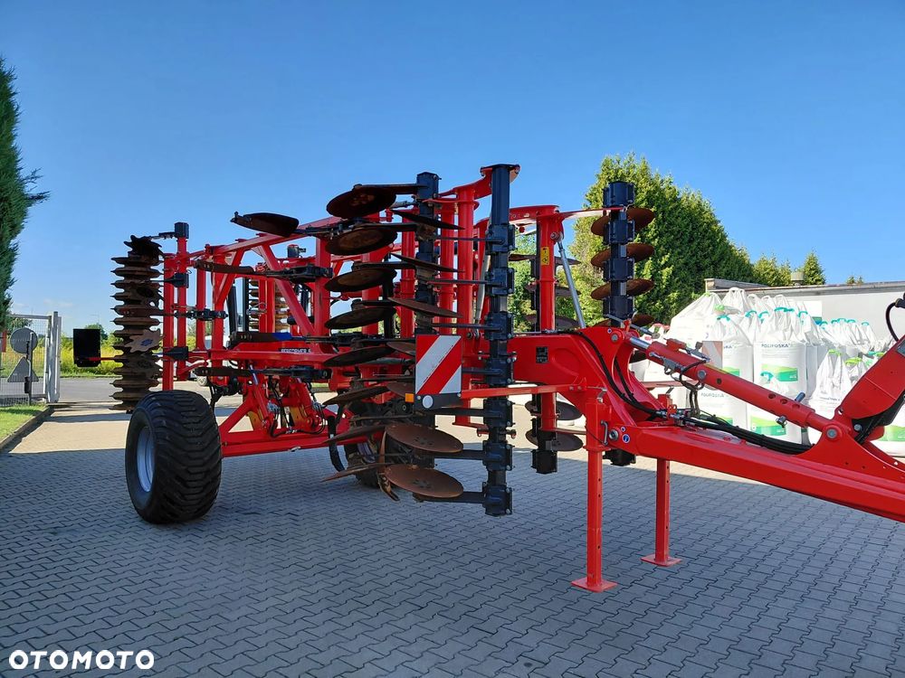 Kuhn Performer 4000 - 9