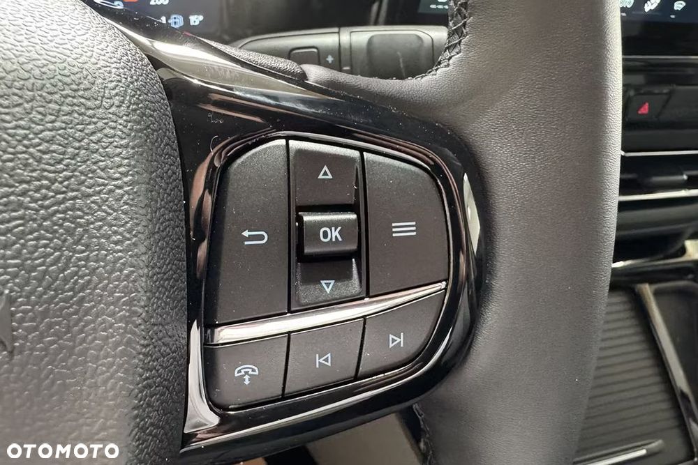 Ford Tourneo Custom - 13