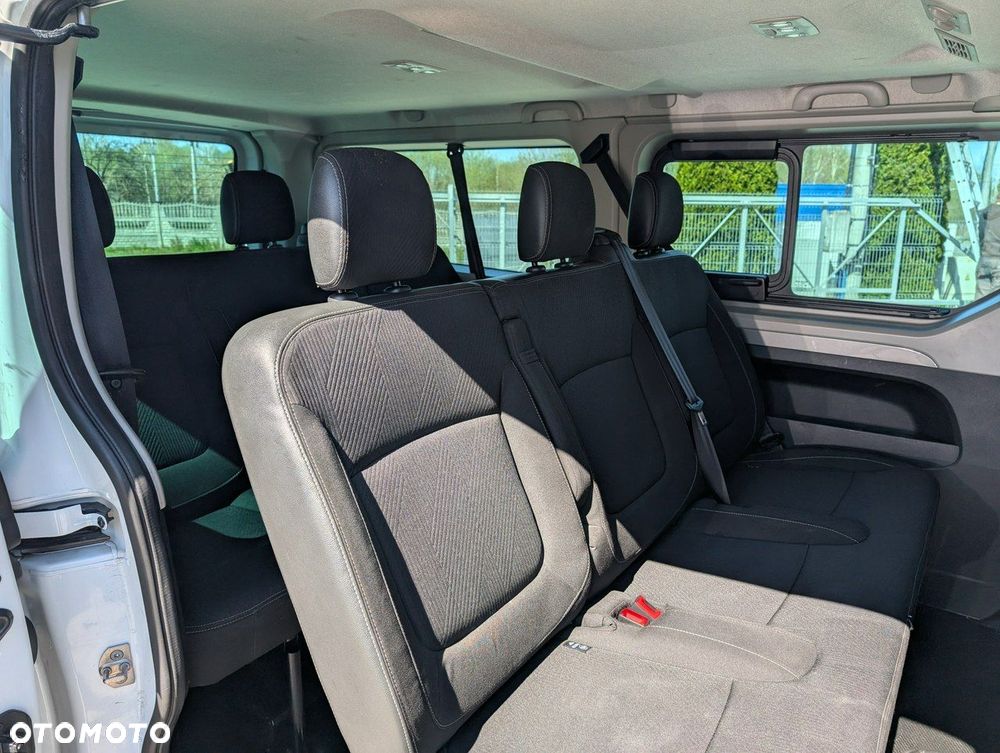 Renault Trafic - 17
