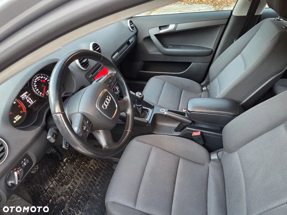 Audi A3 Sportback 1.6 Prime Line - 17