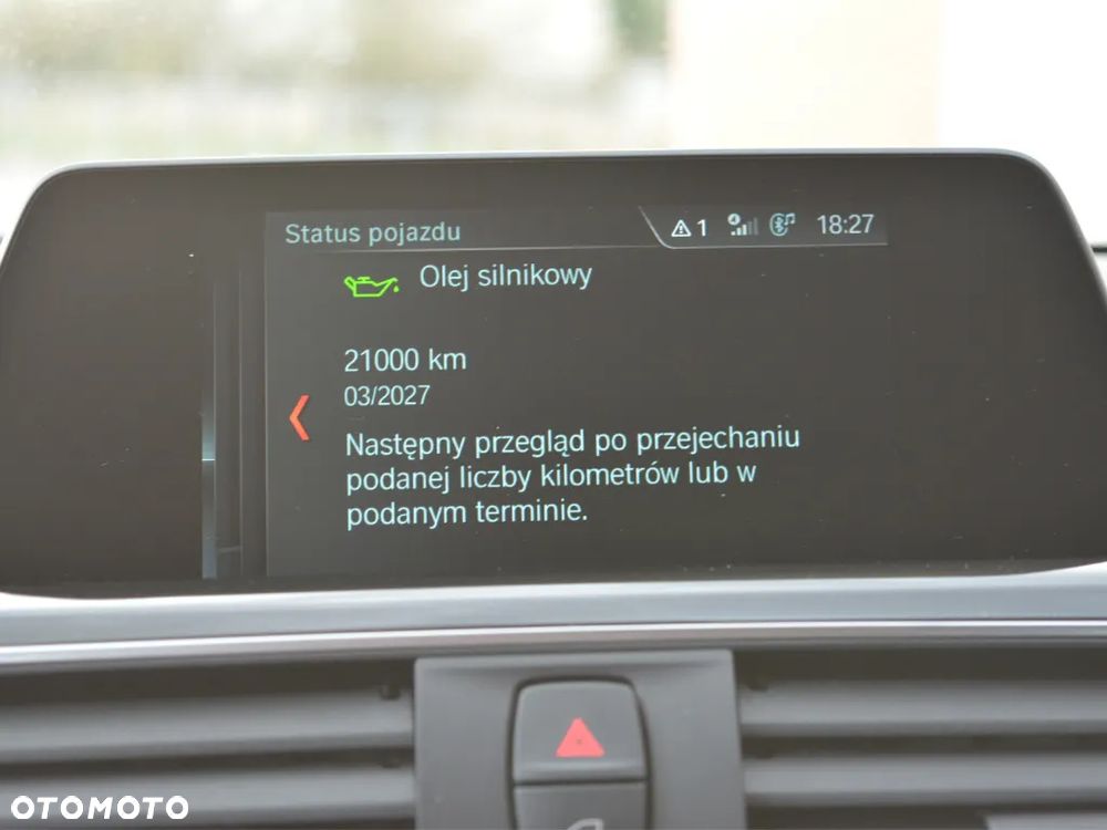 BMW Seria 3 318i Sport Line Shadow - 34