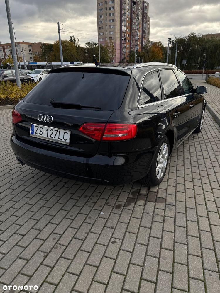 Audi A4 Avant - 4