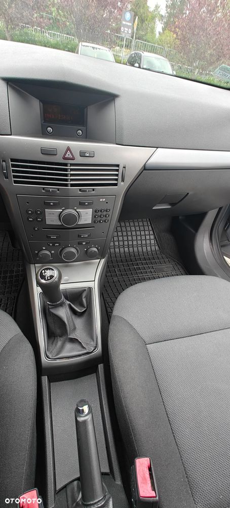 Opel Astra 1.6 Enjoy - 8