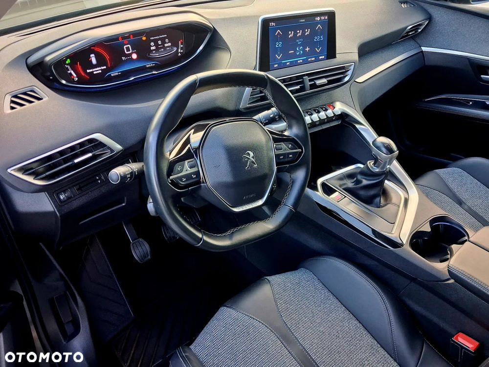 Peugeot 3008 PureTech 130 Stop & Start GPF Allure Business-Paket - 28