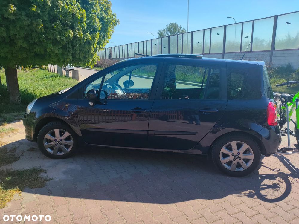 Renault Modus - 12