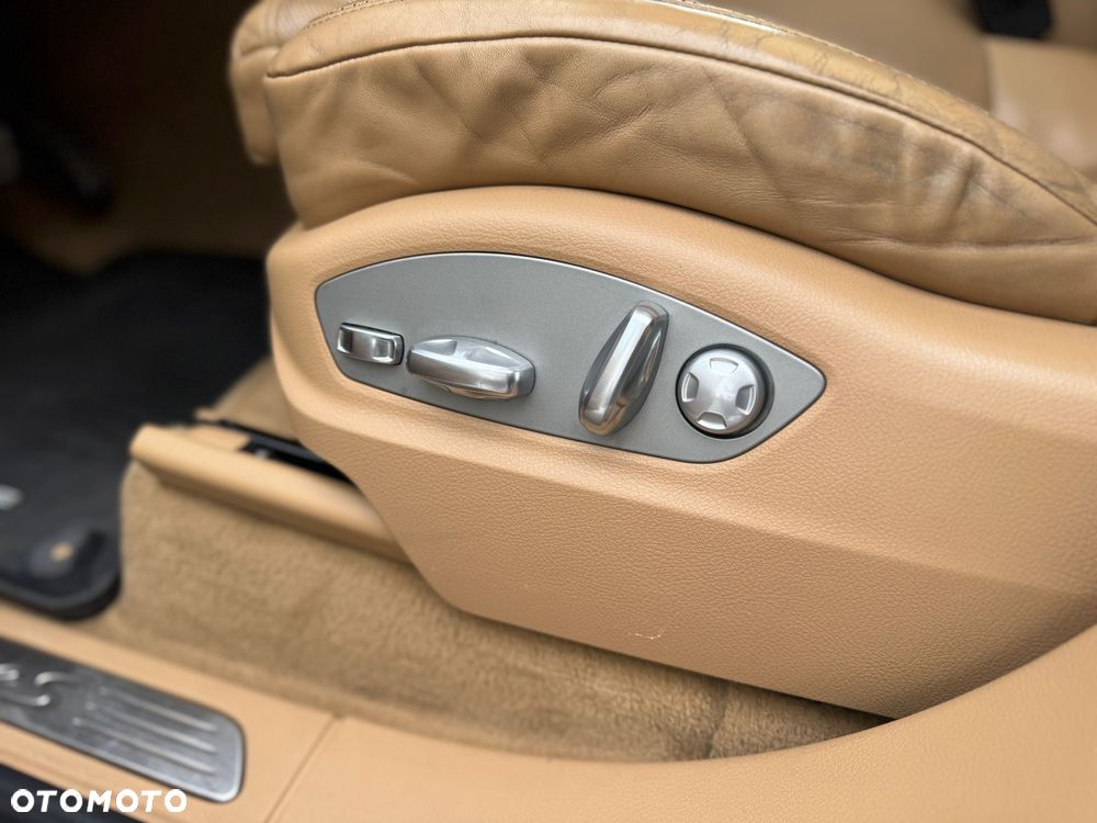 Porsche Cayenne S Diesel Platinum Edition - 13