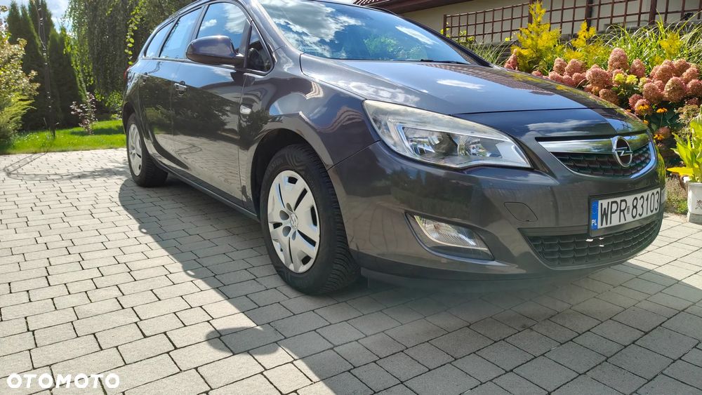 Opel Astra 1.4 T Enjoy - 9