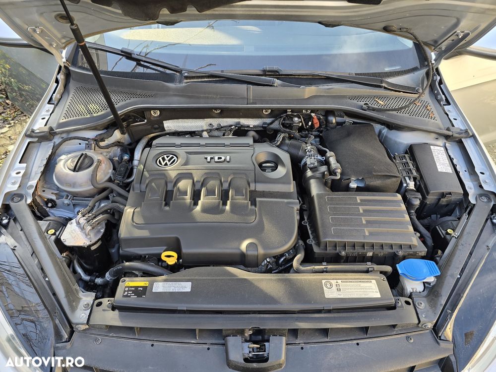 Volkswagen Golf 1.6 TDI DPF BMT Trendline - 5