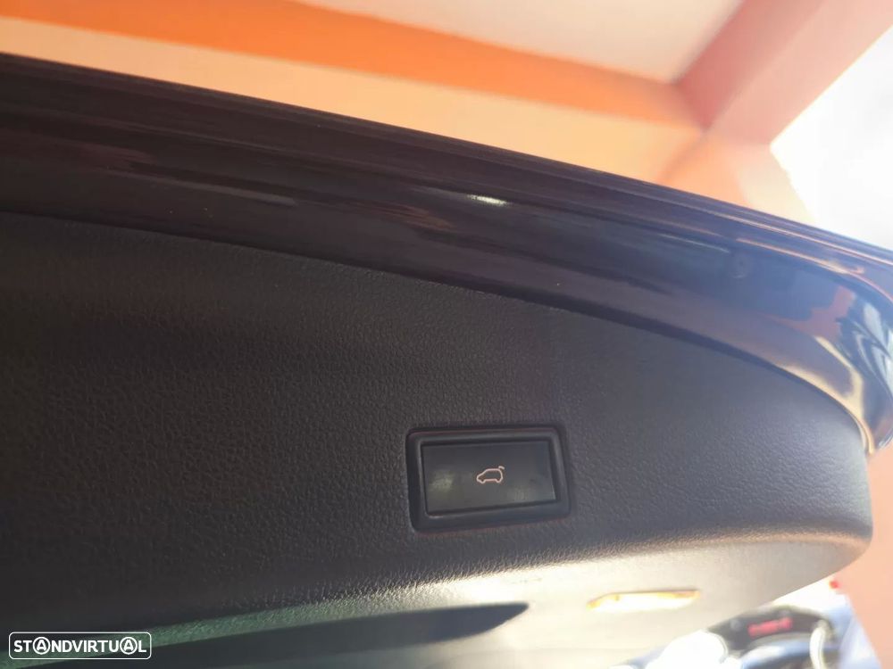 VW Sharan 2.0 TDI Blue Highline - 12