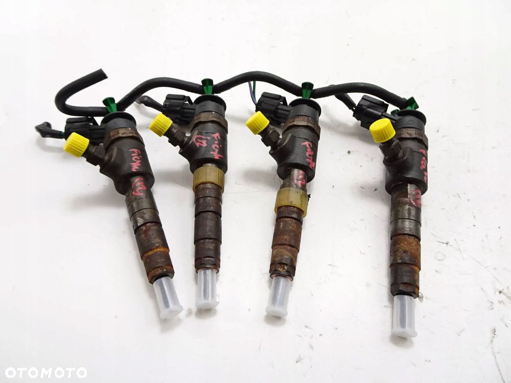 wtryskiwacze kpl. ford fiesta mk7 1.4 tdci 0445110339 - 1