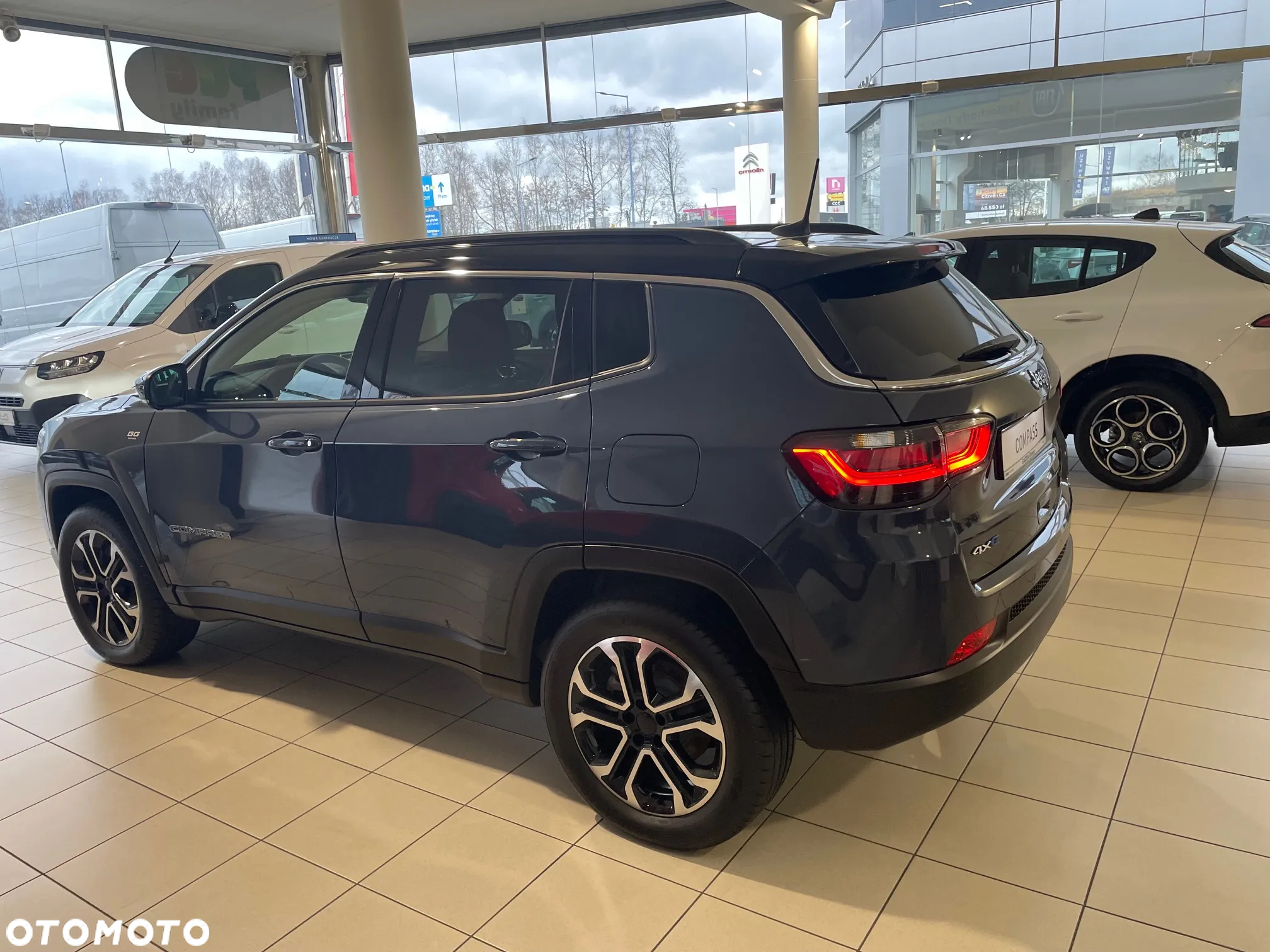 Jeep Compass 1.3 T4 PHEV 4xe Limited S&S - 16
