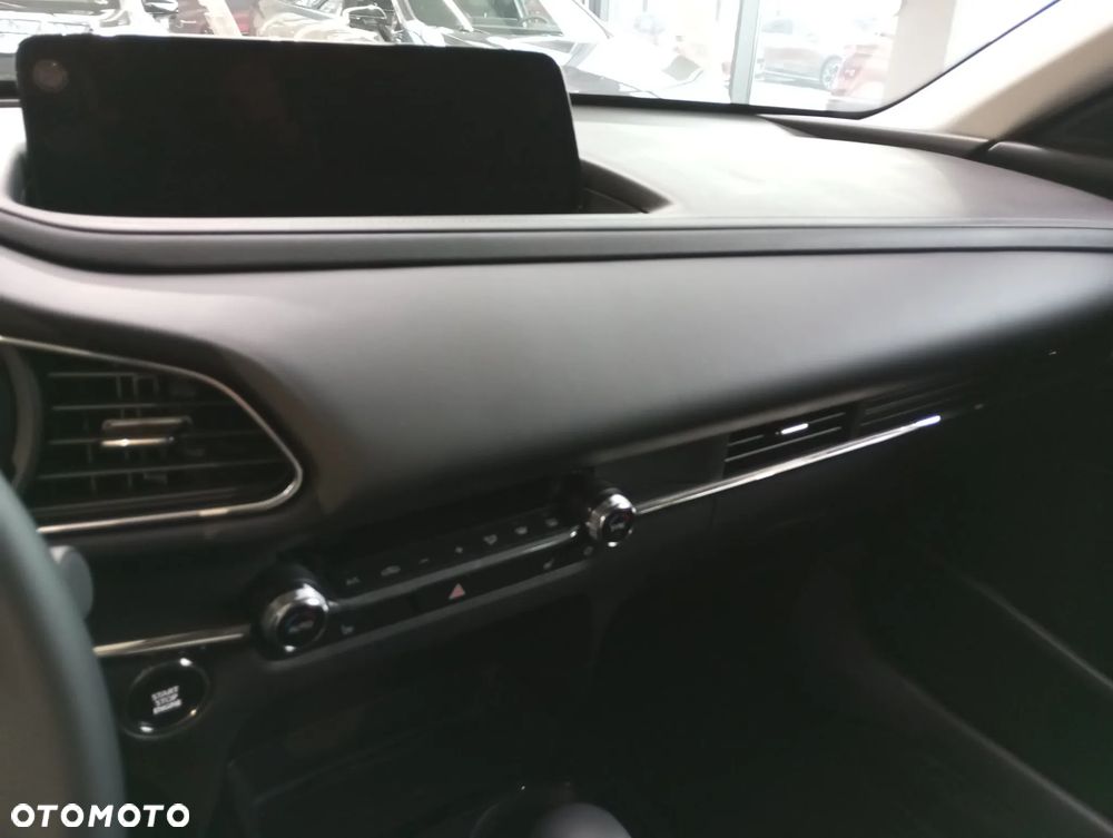 Mazda CX-30 2.0 mHEV Centre-Line 2WD - 7