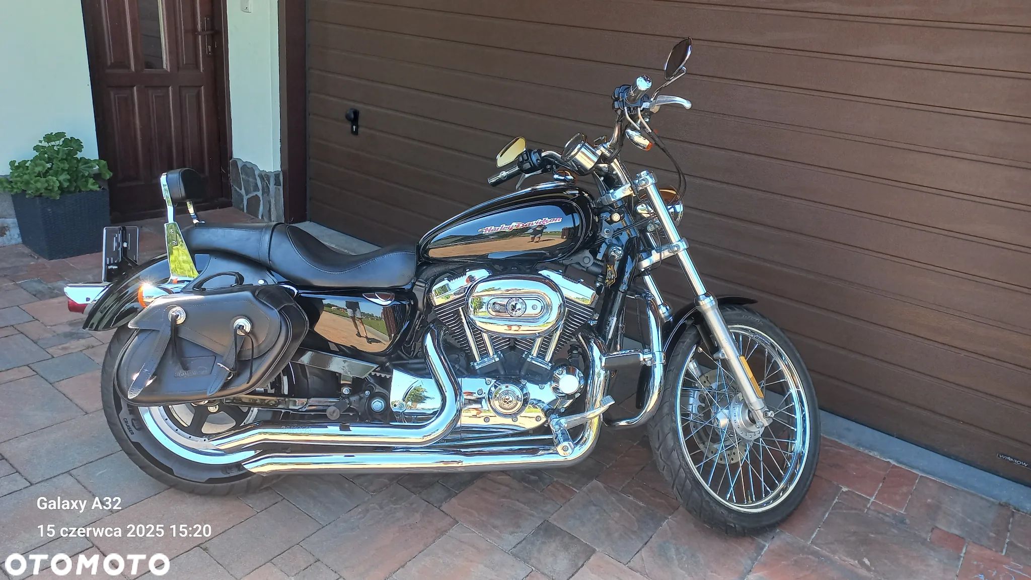 Harley-Davidson Sportster Custom 1200C - 1