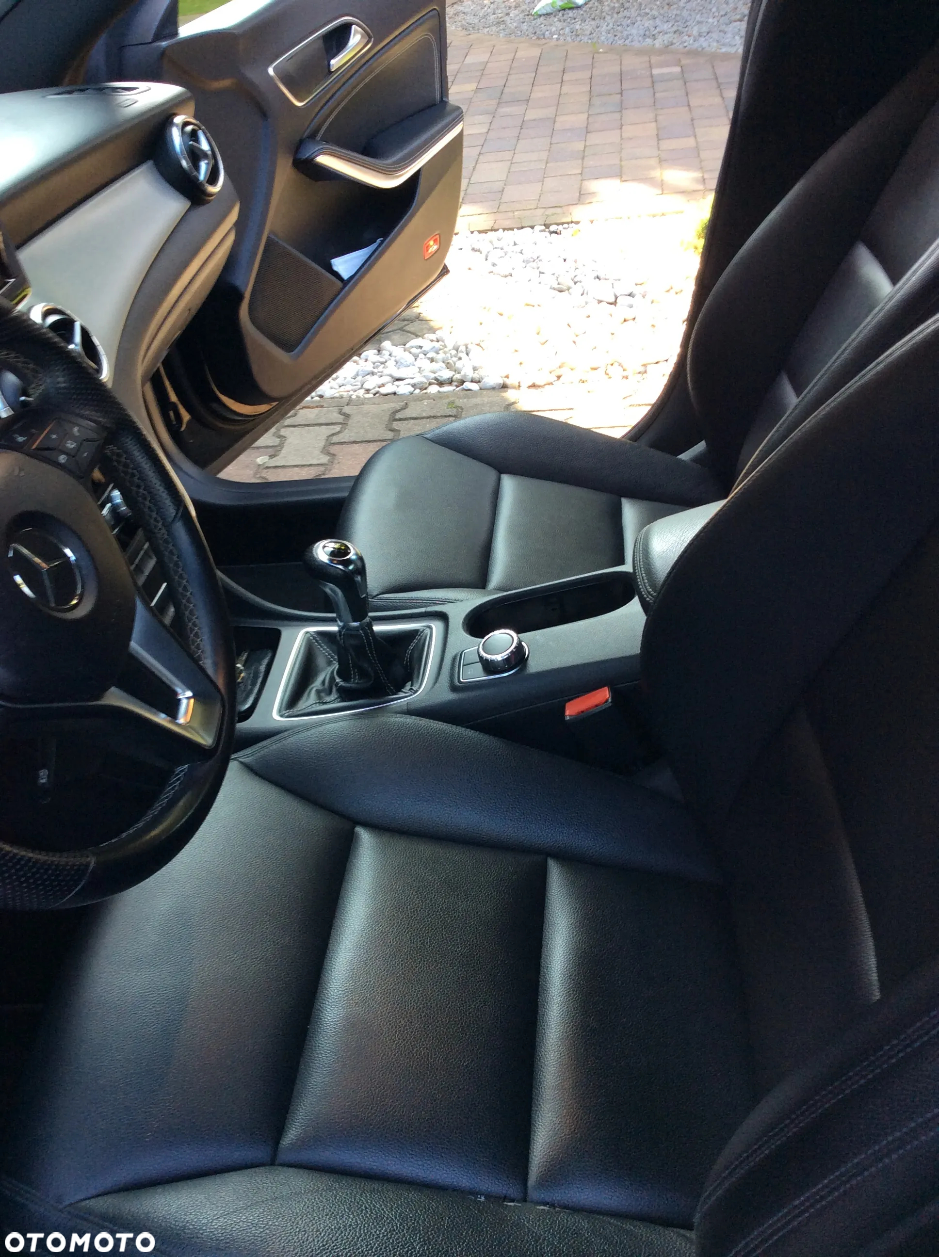 Mercedes-Benz CLA 180 Urban - 10