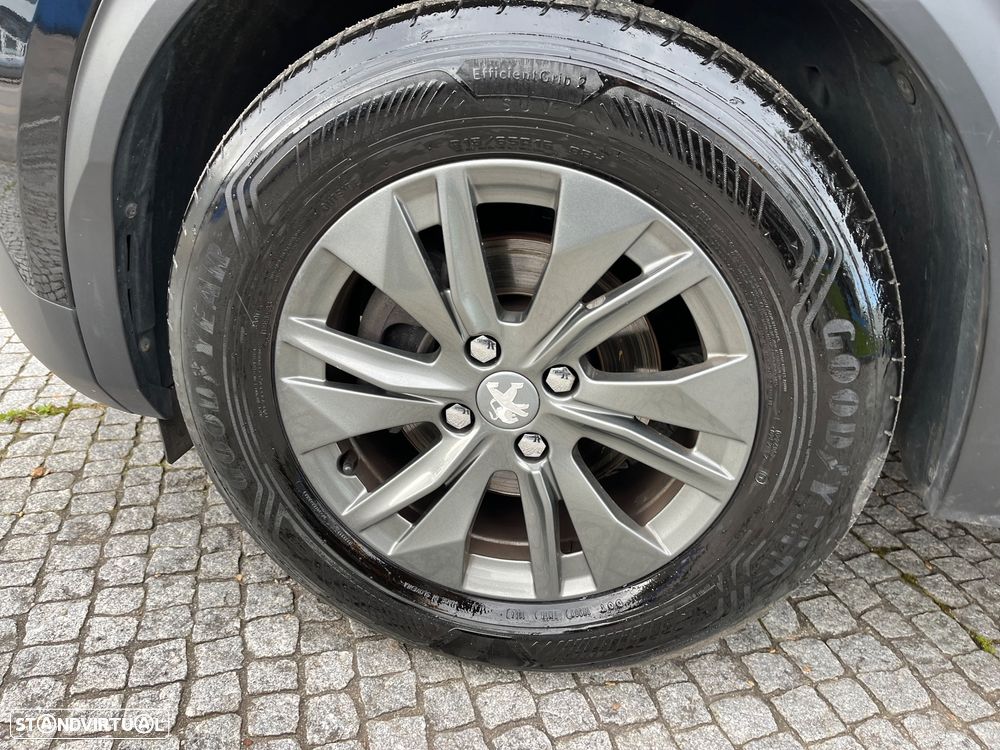 Peugeot 2008 1.5 BlueHDi Active Pack - 18