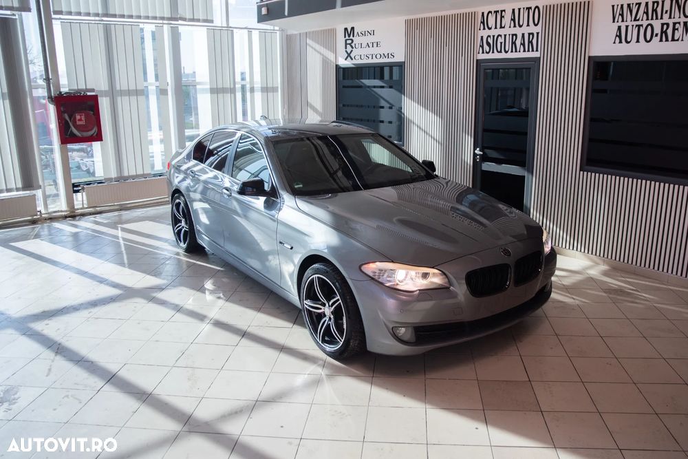 BMW Seria 5 525d Aut. - 1