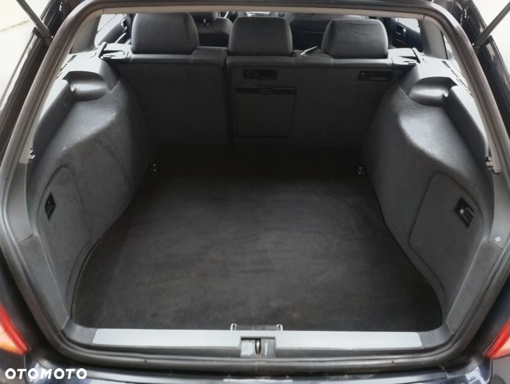 Audi A4 Avant 1.9 TDI - 13