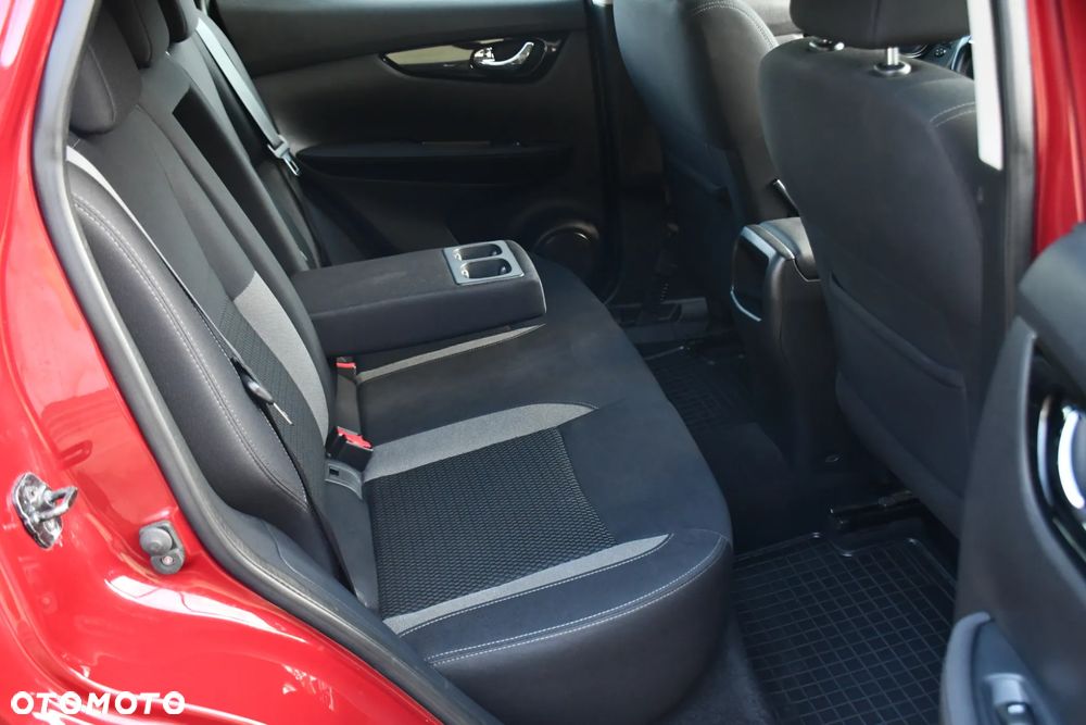 Nissan Qashqai 1.3 DIG-T N-Connecta - 7